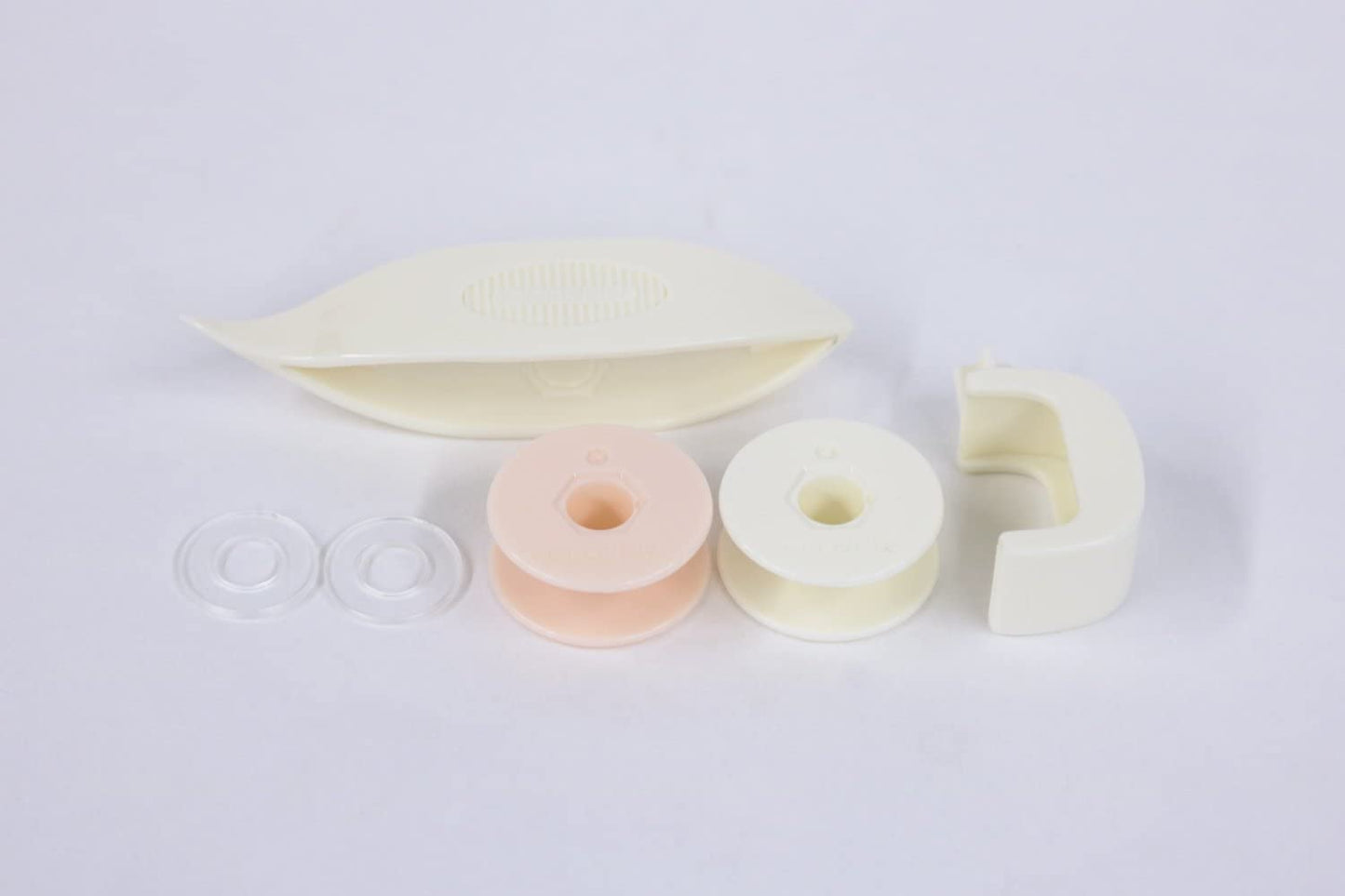 Clover Tatting Shuttle and Bobbins Set