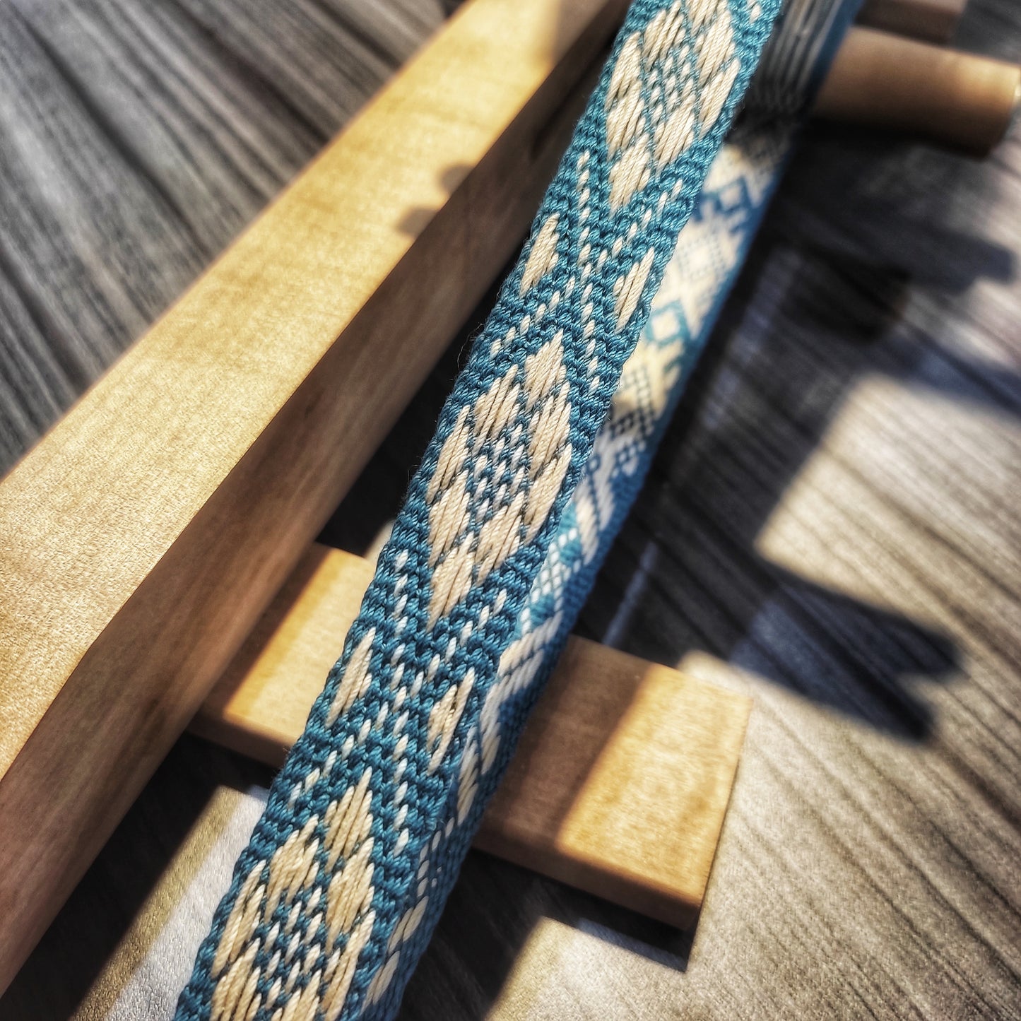 Pickup Patterns on Inkle Loom