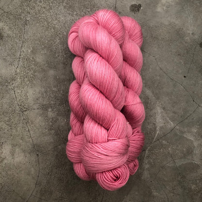 Parkour Kitties Fibers - 80% Superwash Fine Merino & 20% Nylon