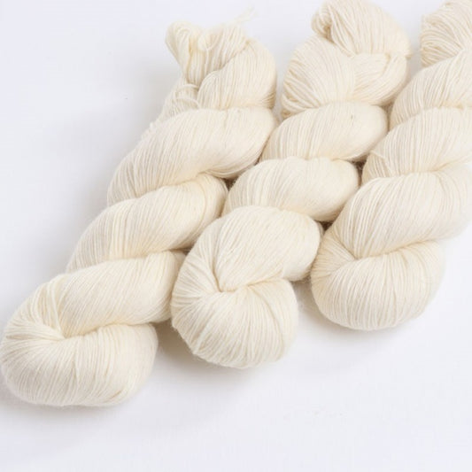 Ashford 4 Ply Sock Yarn (Undyed)