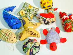 Lacis Cloth Pin Cushion